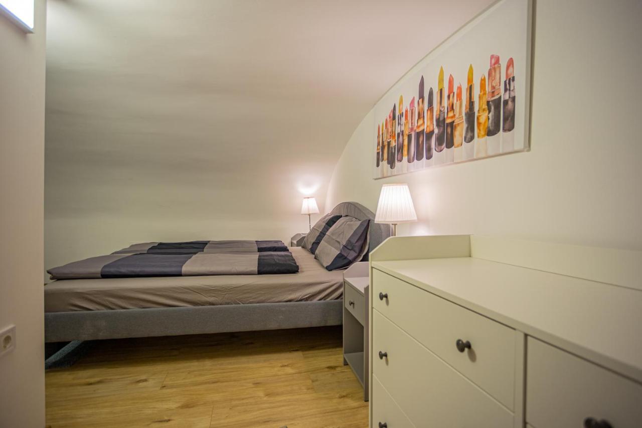 Апартаменти Cosy Flat In The Dob Street - Sapphire Будапешт Екстер'єр фото